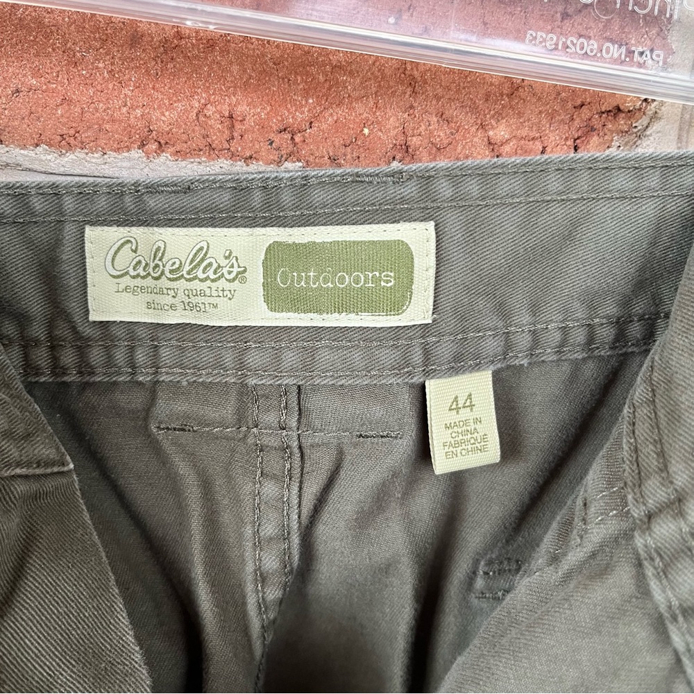 Men’s Cabelas 100% cotton khaki shorts size 44 - Picture 7 of 8